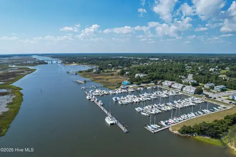 5118 Elton Drive SE Southport NC 28461