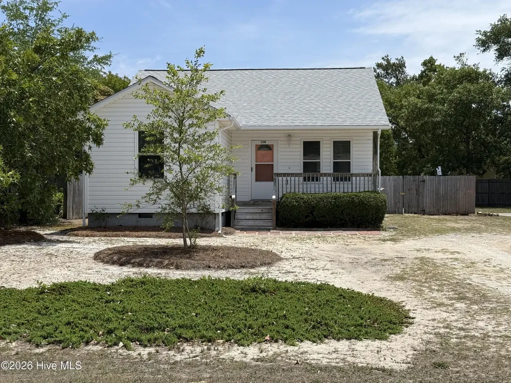 128 NW 12th Street Oak Island NC 28465