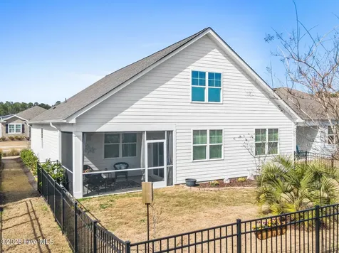1341 Clendon Circle Leland NC 28451