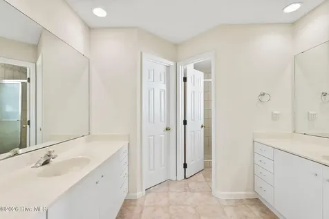 717 Settlers Lane Kure Beach NC 28449