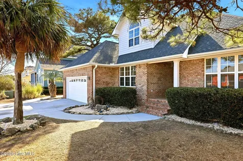 717 Settlers Lane Kure Beach NC 28449