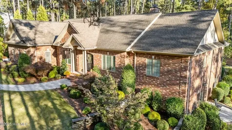 11 Whithorn Court Pinehurst NC 28374