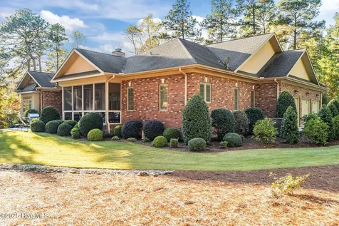 11 Whithorn Court Pinehurst NC 28374