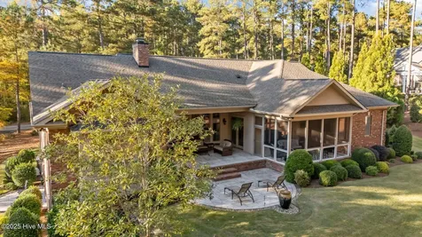 11 Whithorn Court Pinehurst NC 28374