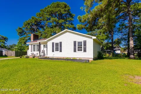 114 Wolfpack Court Havelock NC 28532