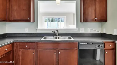 4222 Dudleys Grant Drive Winterville NC 28590