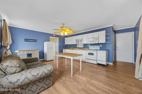517 Lewis Drive Carolina Beach NC 28428