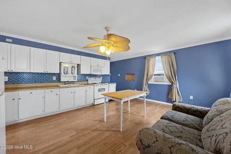 517 Lewis Drive Carolina Beach NC 28428