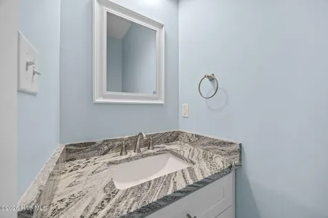 309 Pine Knoll Circle Pine Knoll Shores NC 28512