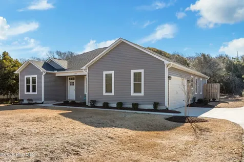 309 Pine Knoll Circle Pine Knoll Shores NC 28512