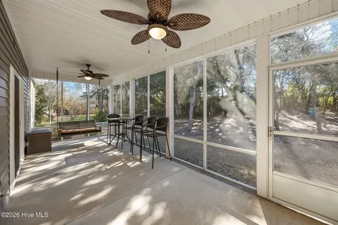 309 Pine Knoll Circle Pine Knoll Shores NC 28512