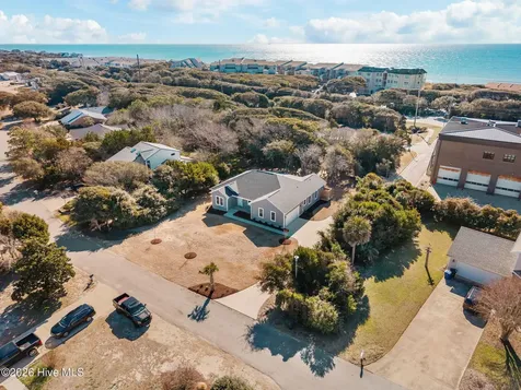 309 Pine Knoll Circle Pine Knoll Shores NC 28512
