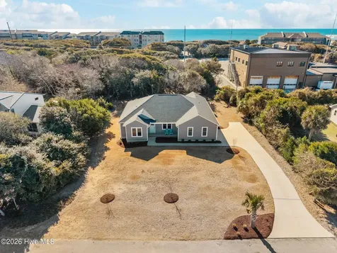 309 Pine Knoll Circle Pine Knoll Shores NC 28512
