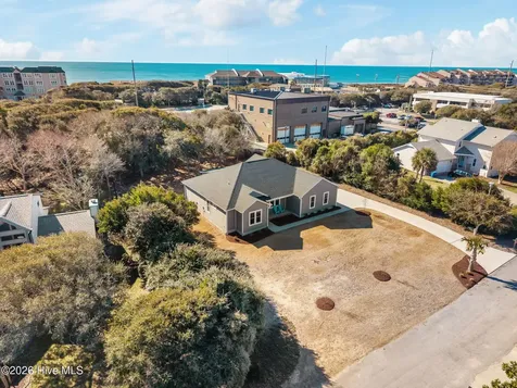 309 Pine Knoll Circle Pine Knoll Shores NC 28512