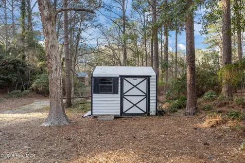670 N Saylor Street Southern Pines NC 28387