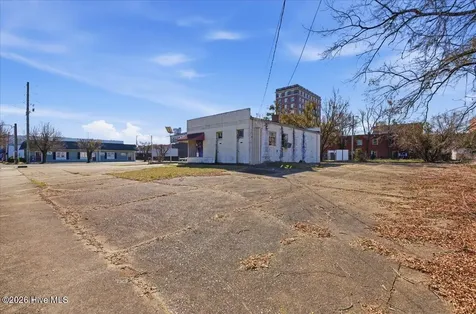 121 N James Street Goldsboro NC 27530