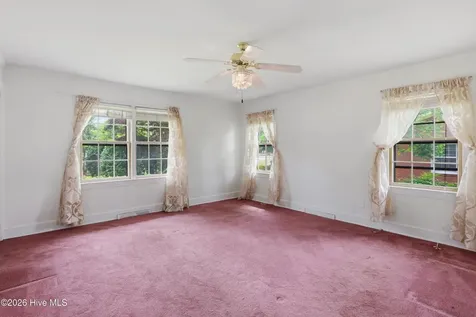 1423 Greenville Boulevard SE Greenville NC 27858