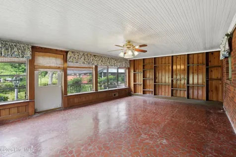 1423 Greenville Boulevard SE Greenville NC 27858