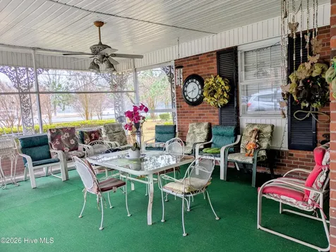 1423 Greenville Boulevard SE Greenville NC 27858