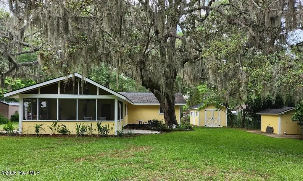 1633 Gause Landing Road SW Ocean Isle Beach NC 28469