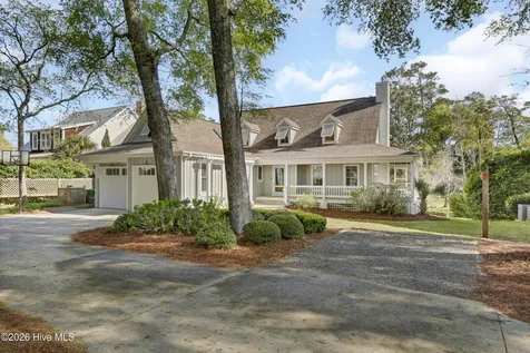 7200 Airlie Place Wilmington NC 28403