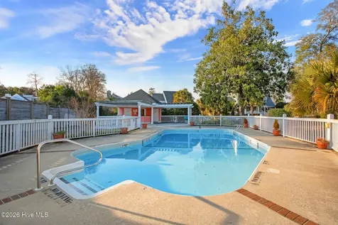 7200 Airlie Place Wilmington NC 28403