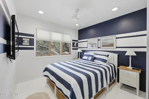 125 Seabreeze Drive Duck NC 27949