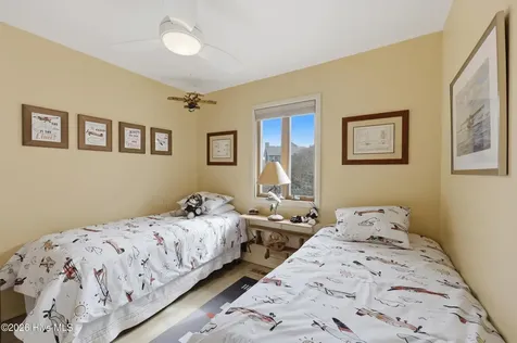 125 Seabreeze Drive Duck NC 27949