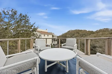 125 Seabreeze Drive Duck NC 27949