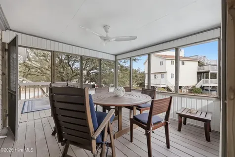 125 Seabreeze Drive Duck NC 27949