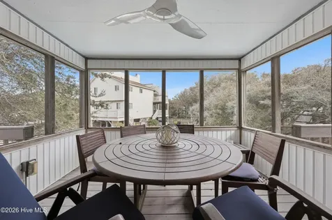 125 Seabreeze Drive Duck NC 27949