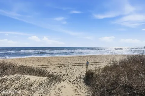 125 Seabreeze Drive Duck NC 27949