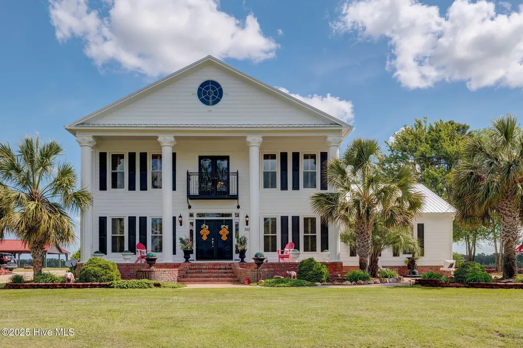 753 S Horsepen Drive Harrells NC 28444