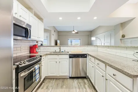 4100 Marsh Grove Lane Southport NC 28461