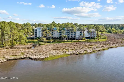 4100 Marsh Grove Lane Southport NC 28461