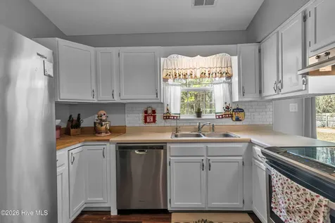 244 S Creek Drive Jacksonville NC 28540