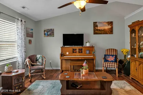 244 S Creek Drive Jacksonville NC 28540