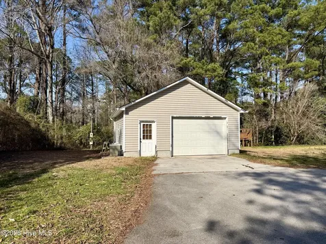 4106 Old Cherry Point Road New Bern NC 28560