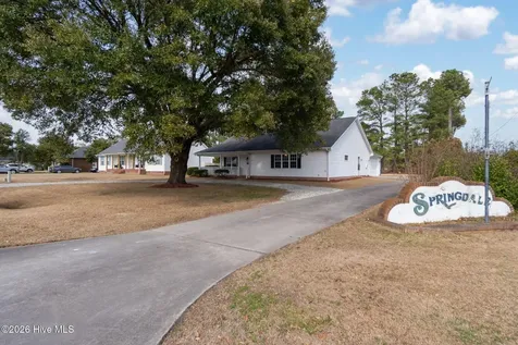 321 Barbara Drive New Bern NC 28562