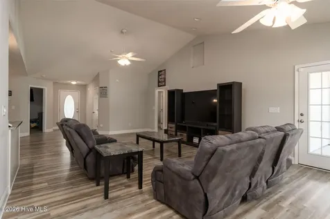321 Barbara Drive New Bern NC 28562