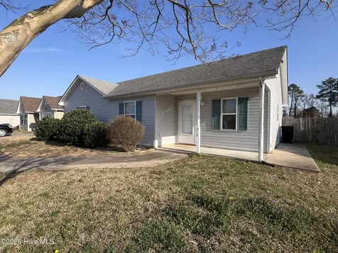 212 Springvale Street Elizabeth City NC 27909