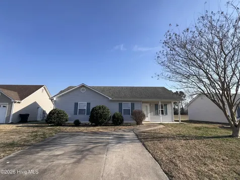 212 Springvale Street Elizabeth City NC 27909