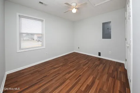 212 Springvale Street Elizabeth City NC 27909