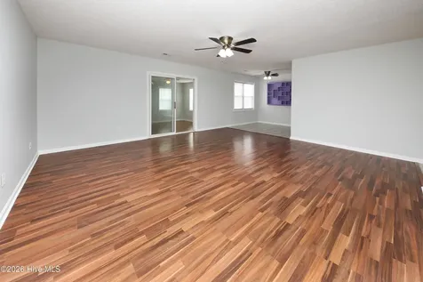 212 Springvale Street Elizabeth City NC 27909