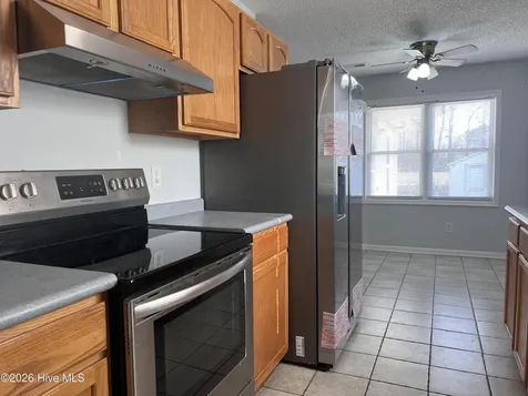 212 Springvale Street Elizabeth City NC 27909