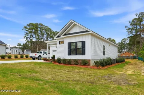 710 Haskett Court Kinston NC 28501