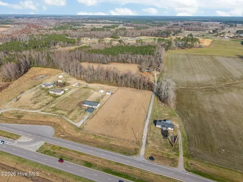 5238 Us 17 Highway N Washington NC 27889
