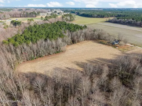 5238 Us 17 Highway N Washington NC 27889