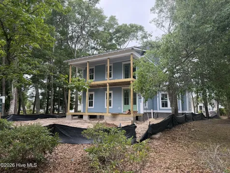 9179 Devaun Park Boulevard Calabash NC 28467