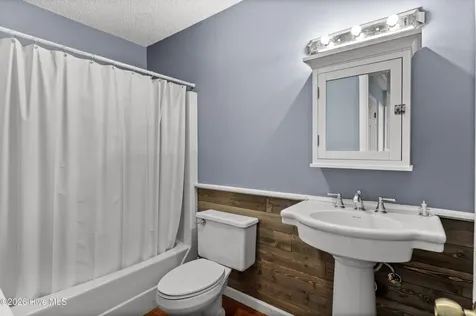 1509 Country Club Drive Hampstead NC 28443